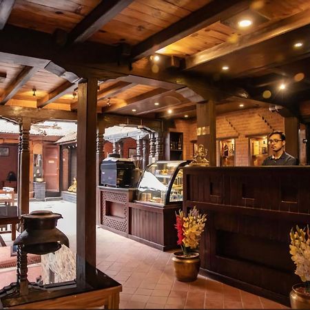 Hotel Baha Restaurant And Cafe بهاكتابور المظهر الخارجي الصورة