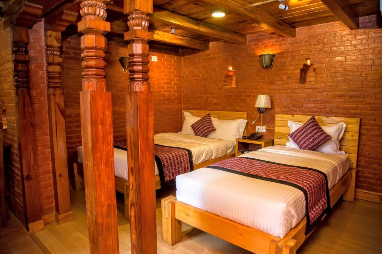 Hotel Baha Restaurant And Cafe بهاكتابور المظهر الخارجي الصورة