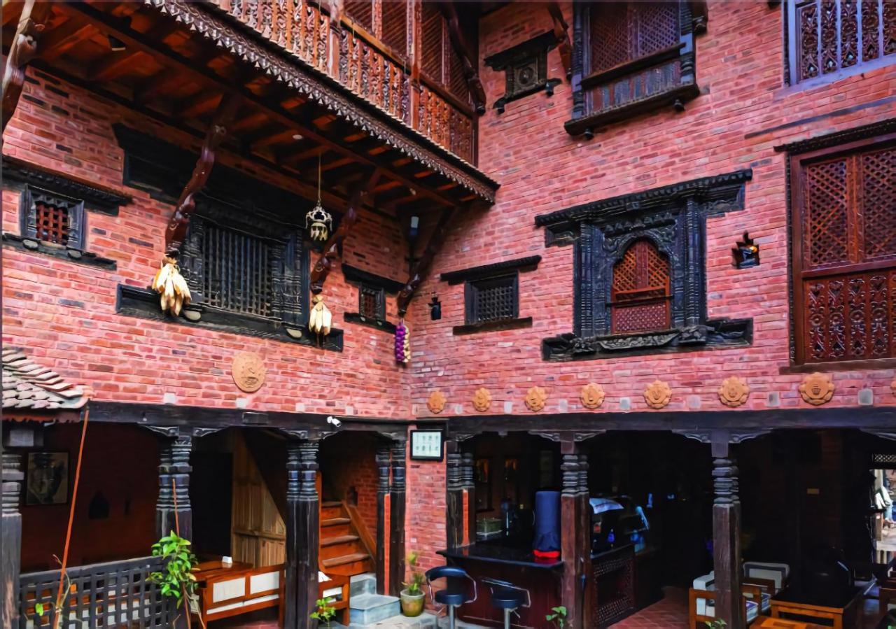 Hotel Baha Restaurant And Cafe بهاكتابور المظهر الخارجي الصورة